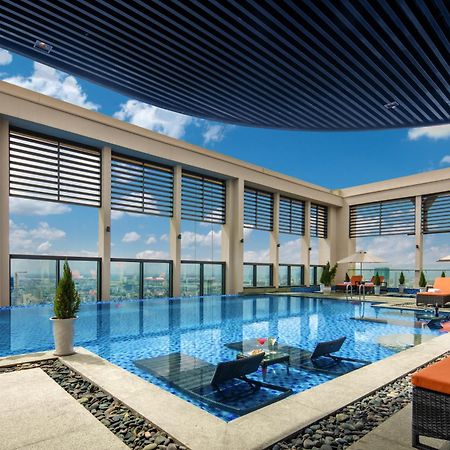 Luxury Beach Condo 5-Star, Rooftop Pool Дананг Экстерьер фото
