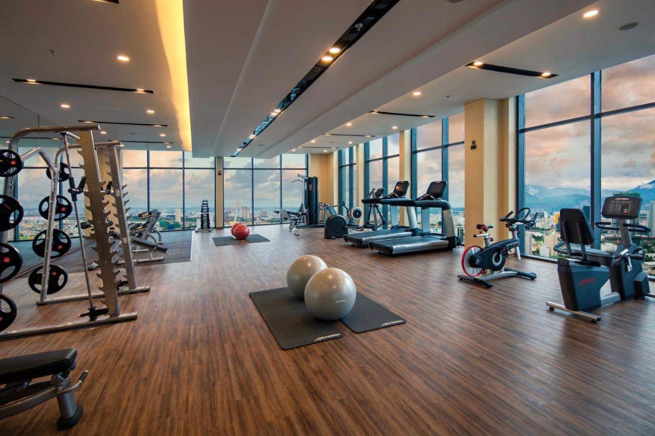 Luxury Beach Condo 5-Star, Rooftop Pool Дананг Экстерьер фото