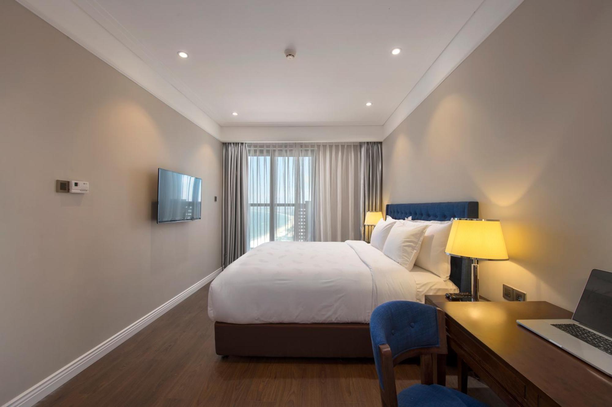 Luxury Beach Condo 5-Star, Rooftop Pool Дананг Экстерьер фото