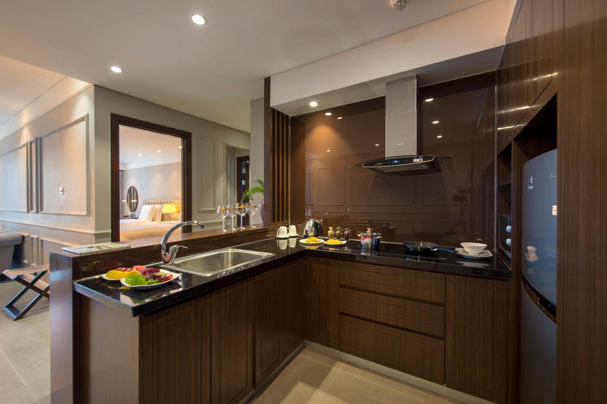 Luxury Beach Condo 5-Star, Rooftop Pool Дананг Экстерьер фото